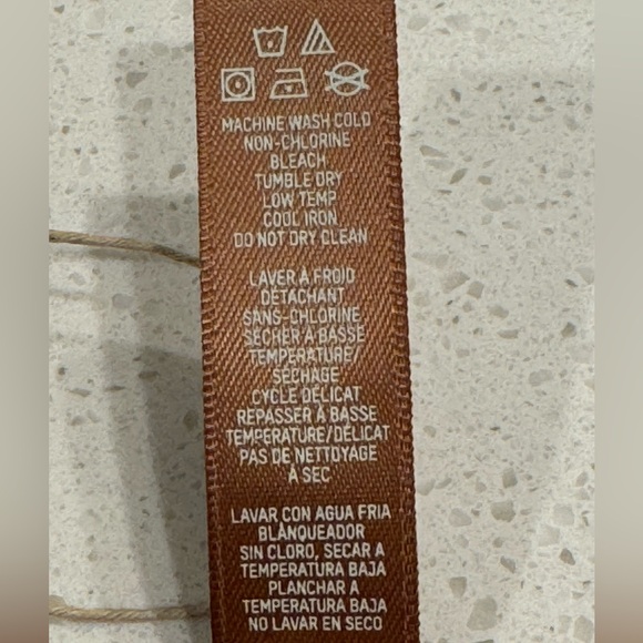 NWT Skims - Fits Everybody T- string Thong - Camel, 3X - Picture 11 of 11